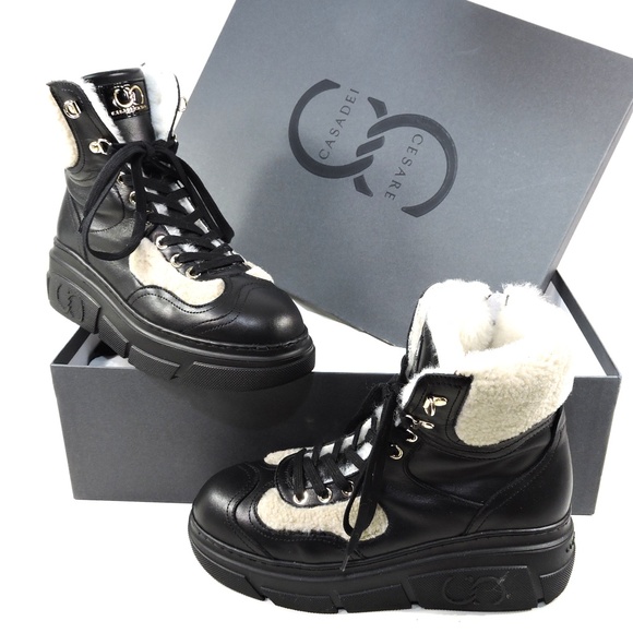 CASADEI 🇮🇹 WOMEN'S BLACK SOFT LEATHER WHITE MERINO FUR WINTER FASHION BOOTIE - Picture 8 of 12